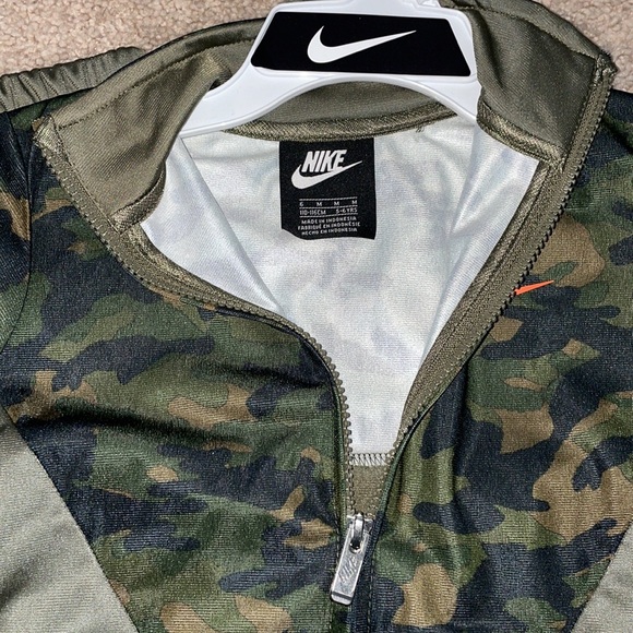 Nike 2-Piece Set Olive/Camouflage - Picture 4 of 6